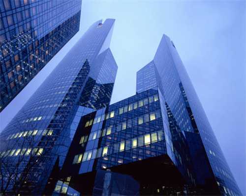 《乱世王者》战胜精英一身轻联盟战中夺风采