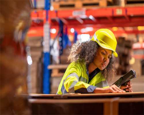 DNF：男鬼剑105装备推荐！国服前10大佬的选择，值得借鉴